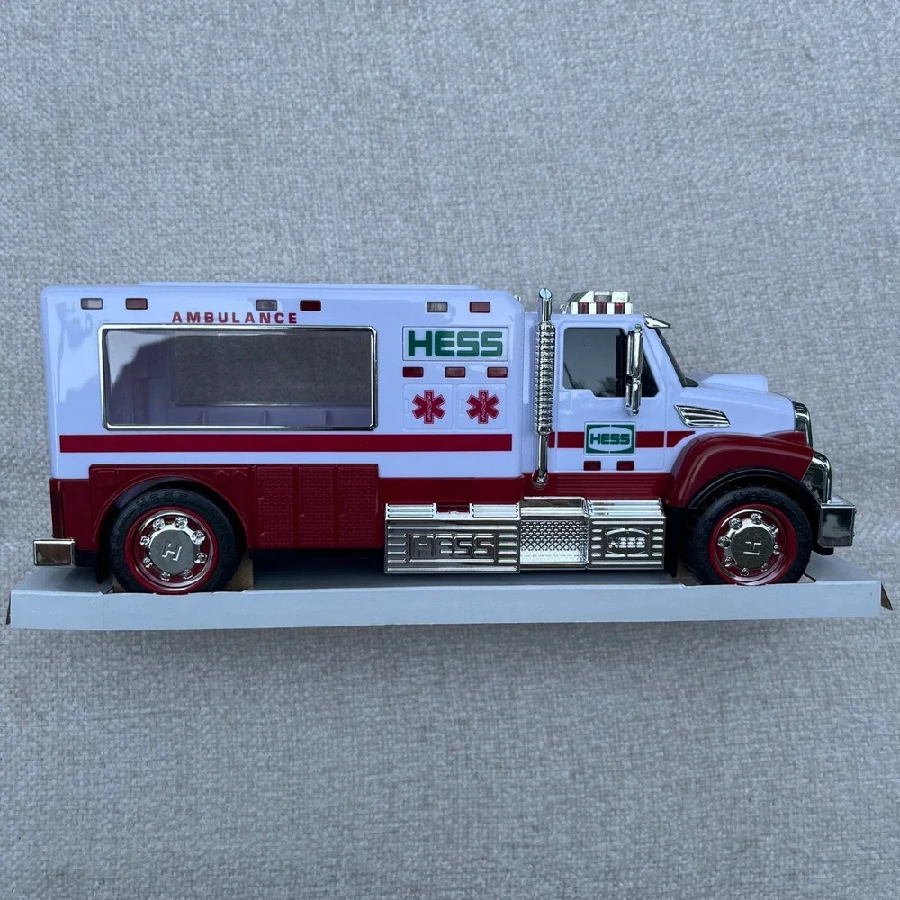 Hess 2020 Ambulance and Rescue Truck Toy Set White Red Chrome Collectible